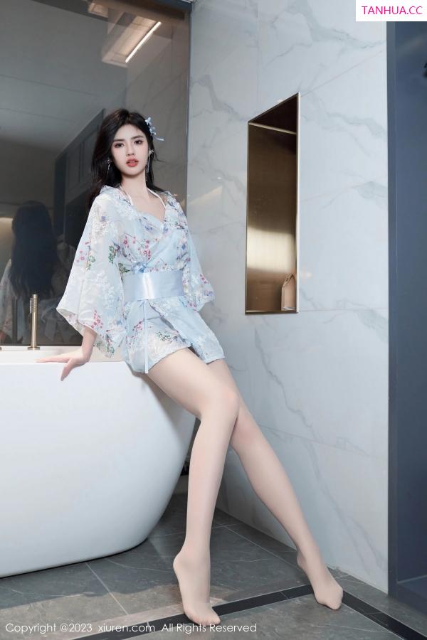 李浅浅  [XiuRen]高清写真图 2023.06.15 No.6924 浅浅Danny 丝袜美腿第6张图片